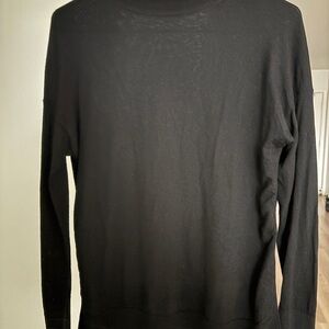 Aritzia Babaton Women’s Black lightweight wool  Turtleneck